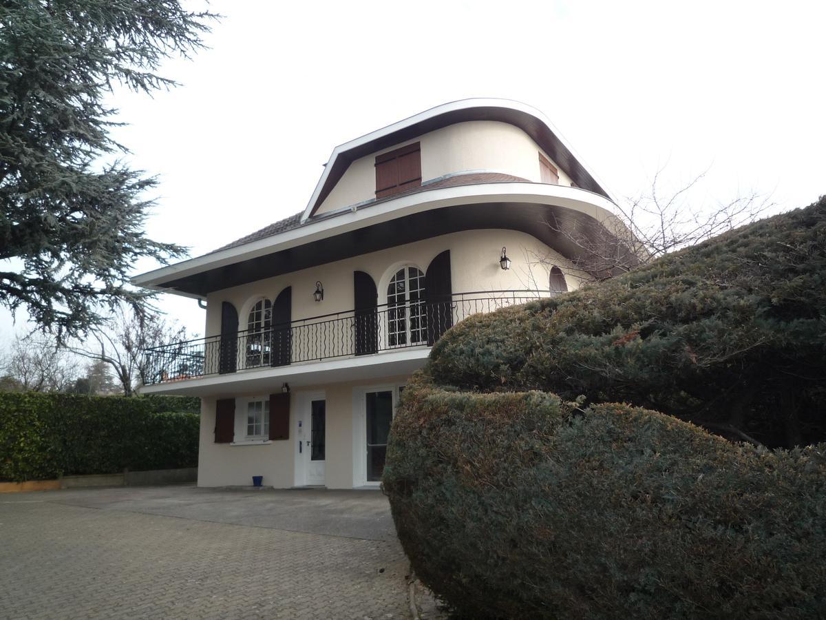 La Maison Des Bonheurs Acomodação com café da manhã Rillieux-la-Pape Exterior foto