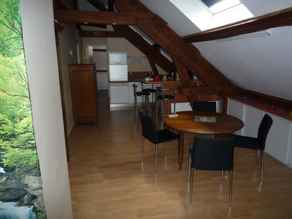 La Maison Des Bonheurs Acomodação com café da manhã Rillieux-la-Pape Exterior foto